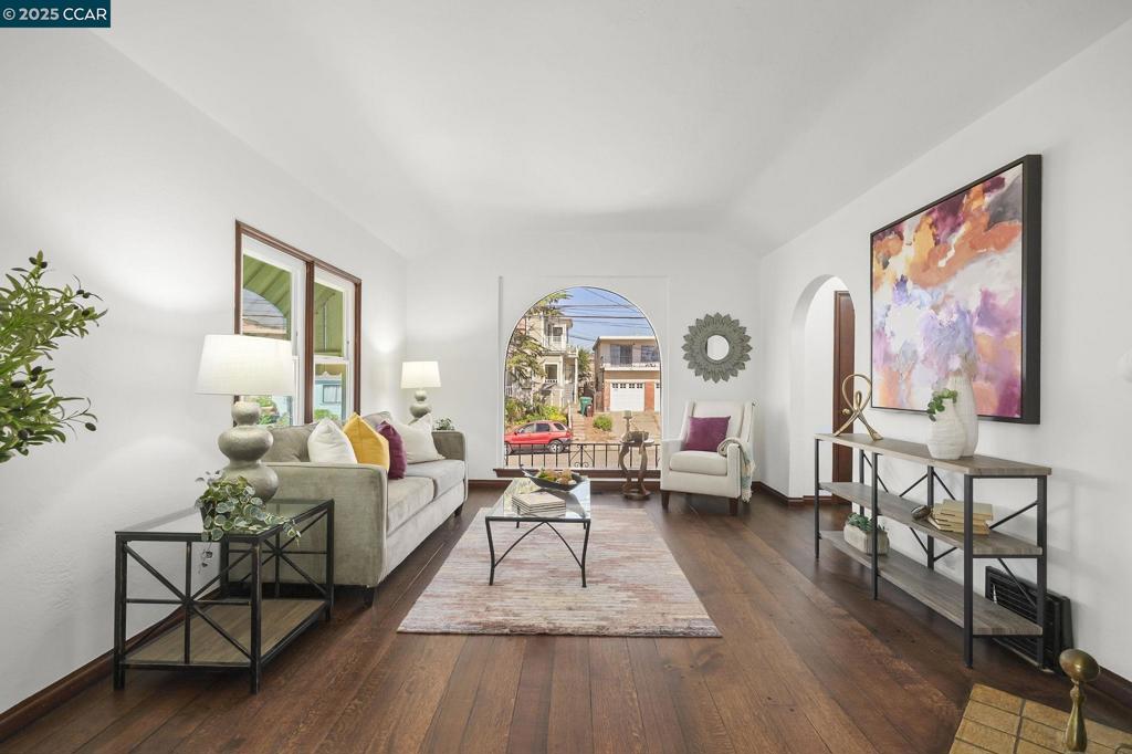 HIGHLAND PARK - Residential
