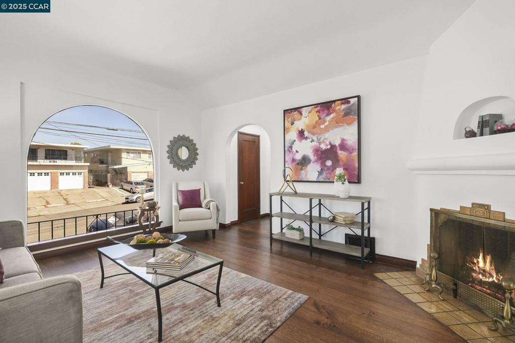 HIGHLAND PARK - Residential