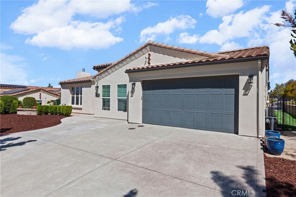 963 Vista Cerro Drive