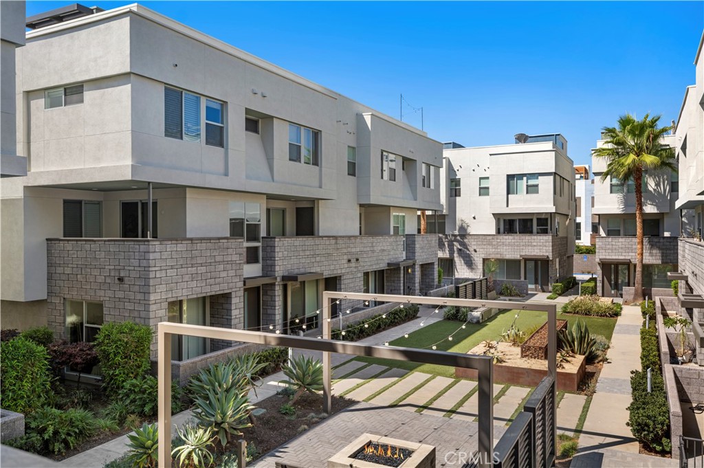 Superior Pointe - Residential