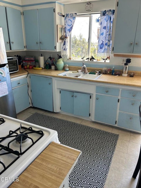 Tiny photo for 2484 Fernwood Drive, Ventura, CA 93001 (MLS # V1-35856)