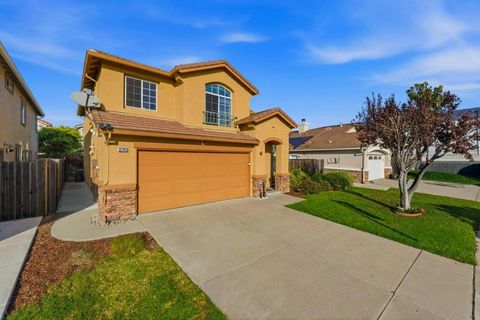 Photo of 32762 Folklore Loop, Union City, CA 94587 (MLS # ML82029727)