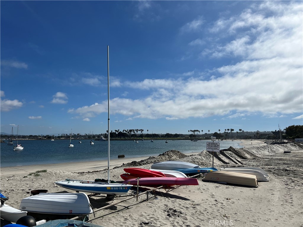 Mission Beach - Residential Income