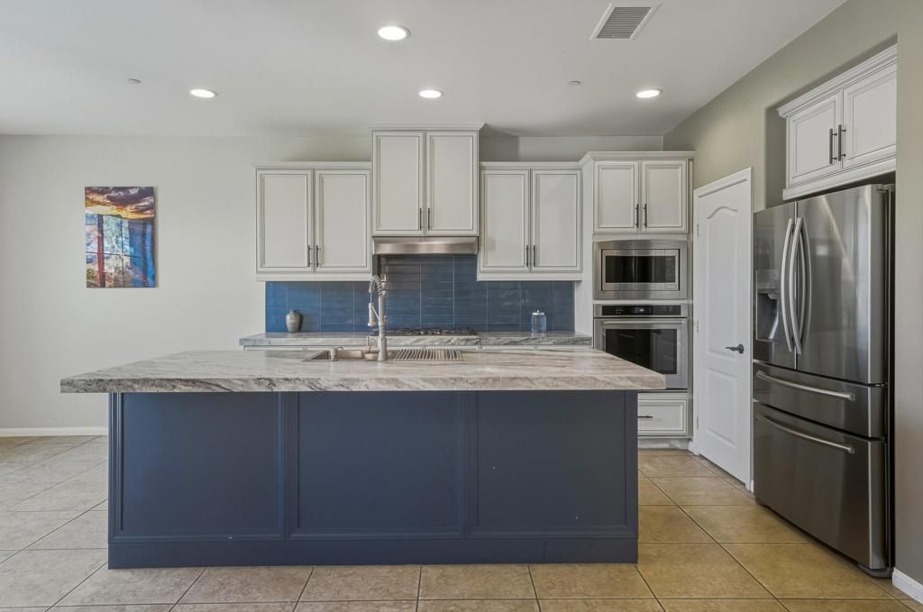 Photo of 6345 Via Stasera, Palm Desert, CA 92260 (MLS # 219141479DA)