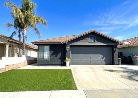 Photo of 518 Lassa Way Way, Perris, CA 92571 (MLS # SW26218005)