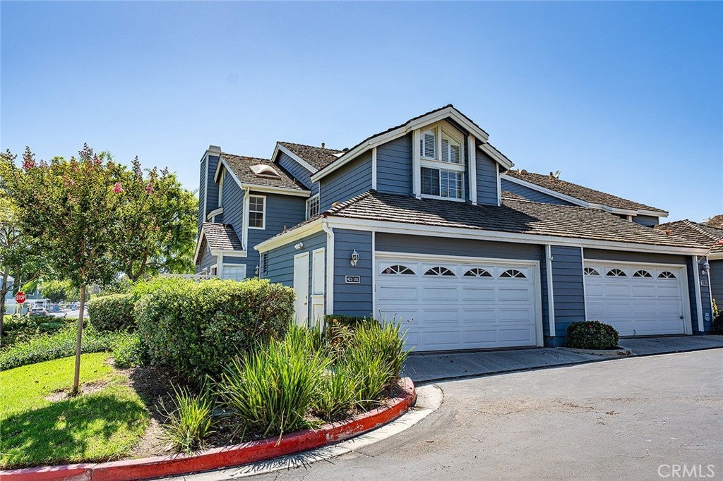 421 Burlington Court