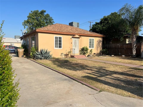 Photo of 1300 Stockton ST, Bakersfield, CA 93305 (MLS # DW26189995)