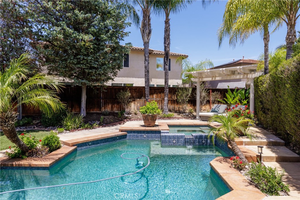 42355 Mountain View Court