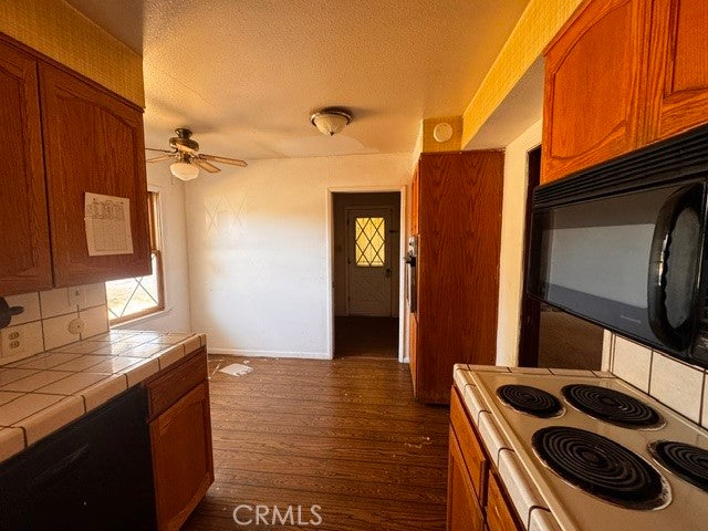 2121 Almondwood