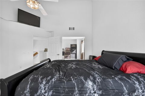 Tiny photo for 39629 Calle Casablanca, Murrieta, CA 92563 (MLS # SW26087680)