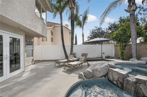 Tiny photo for 39629 Calle Casablanca, Murrieta, CA 92563 (MLS # SW26087680)