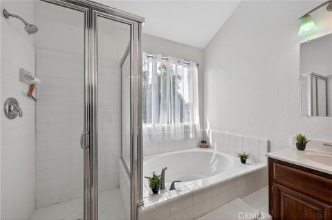 Tiny photo for 39629 Calle Casablanca, Murrieta, CA 92563 (MLS # SW26087680)