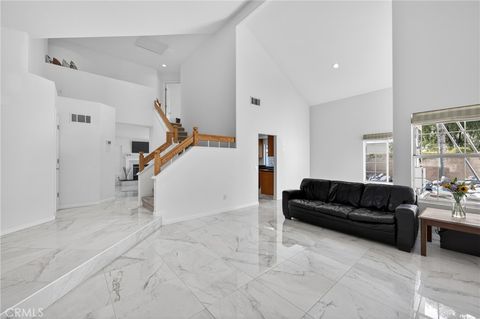 Tiny photo for 39629 Calle Casablanca, Murrieta, CA 92563 (MLS # SW26087680)