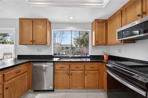 Tiny photo for 39629 Calle Casablanca, Murrieta, CA 92563 (MLS # SW26087680)