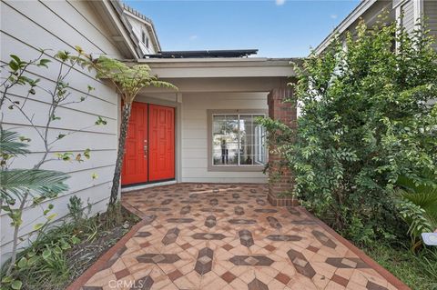 Tiny photo for 39629 Calle Casablanca, Murrieta, CA 92563 (MLS # SW26087680)