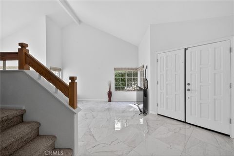 Tiny photo for 39629 Calle Casablanca, Murrieta, CA 92563 (MLS # SW26087680)