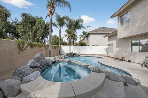 Tiny photo for 39629 Calle Casablanca, Murrieta, CA 92563 (MLS # SW26087680)