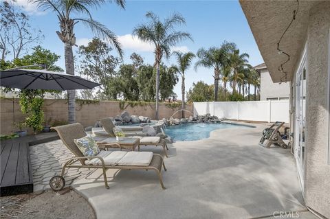 Tiny photo for 39629 Calle Casablanca, Murrieta, CA 92563 (MLS # SW26087680)