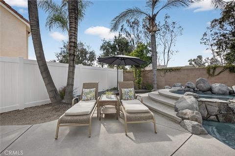 Tiny photo for 39629 Calle Casablanca, Murrieta, CA 92563 (MLS # SW26087680)