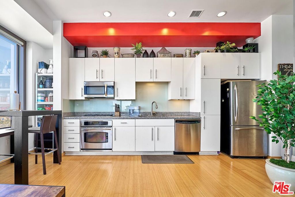 1100 Wilshire Boulevard 2612, Los Angeles CA 90017