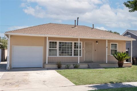 5326 Lorelei Avenue Lakewood CA 90712