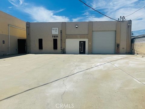 Photo of 7331 Hinds Avenue, North Hollywood, CA 91605 (MLS # SR25218040) Photo of 7331 Hinds Avenue, North Hollywood, CA 91605 (MLS # SR25218040)