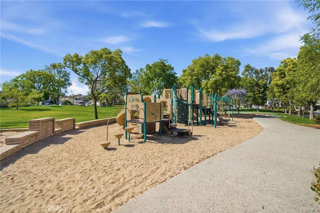 4382 Skylark Street, Irvine CA 92604 - Photo 9