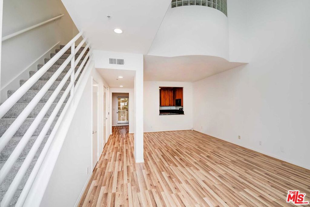 10629 Woodbridge Street 102