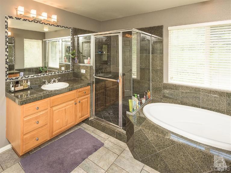 Bellagio-593 - 593 - Residential