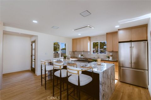 1956 Volk Avenue Long Beach CA 90815