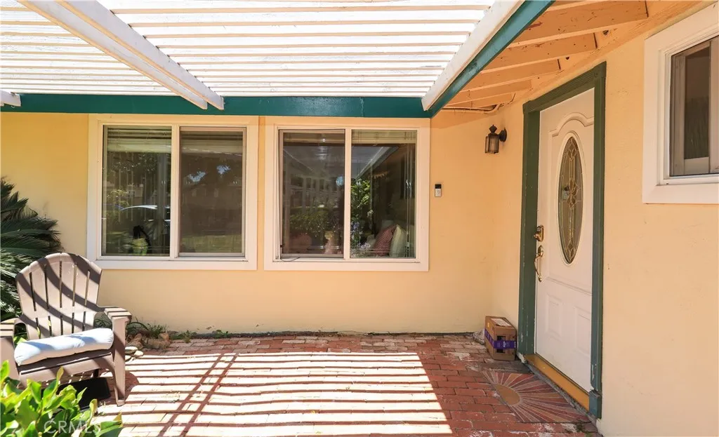 Orange, California 92868, United States, 4 Bedrooms Bedrooms, ,2 BathroomsBathrooms,Residential,Active,243059