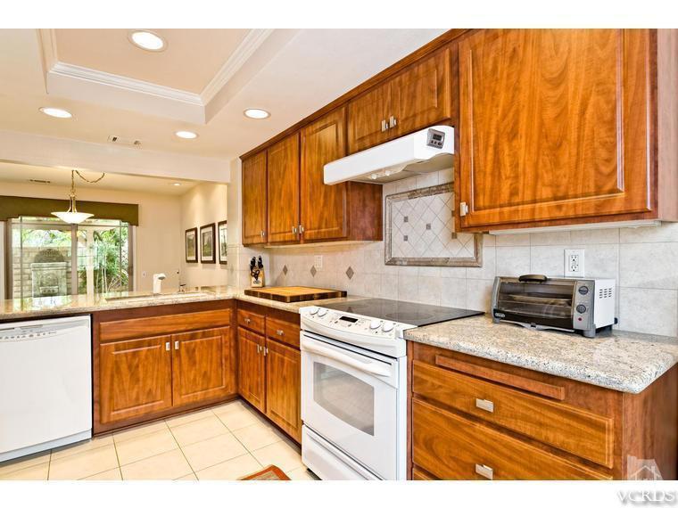 County Square Villas 5 - 2955 - Residential