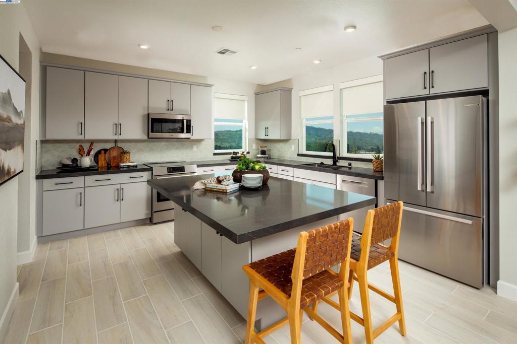 Not Listed - Residential