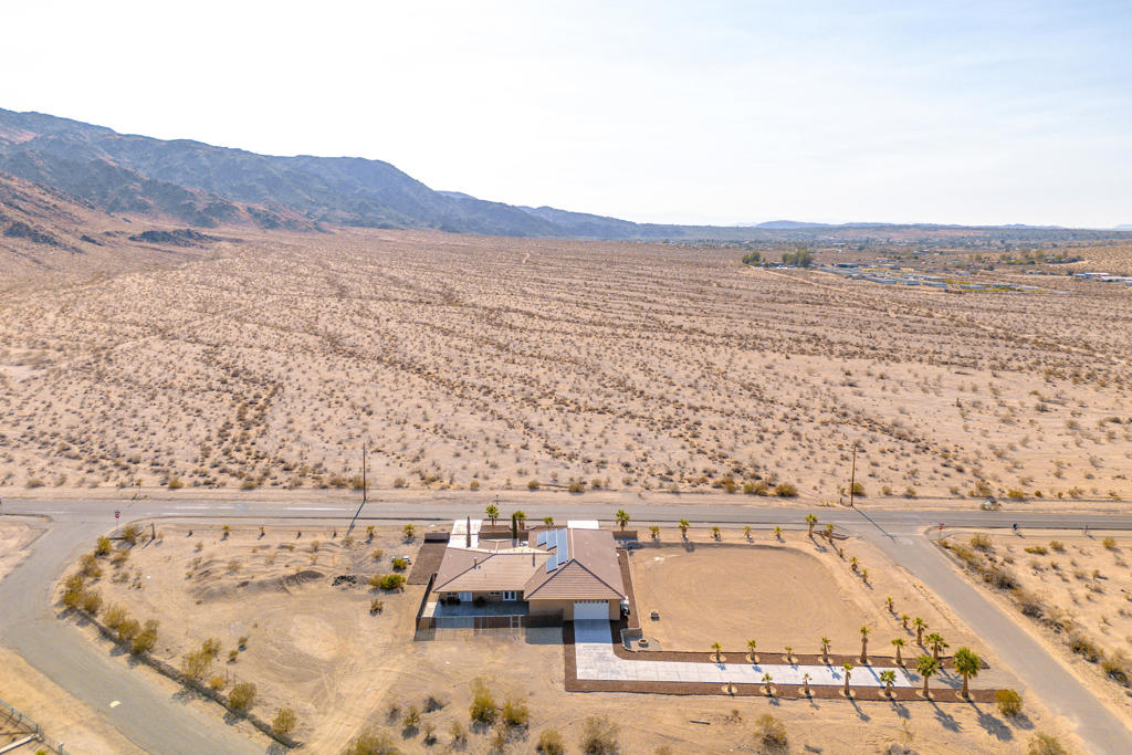 7225 Adobe Road