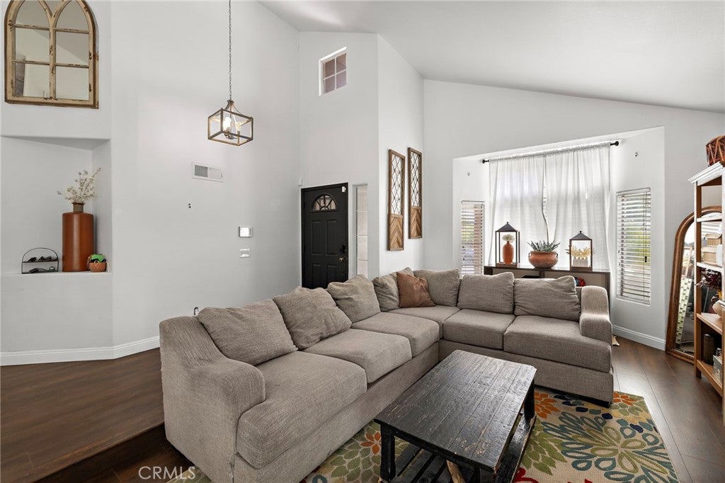 3810 Middleburg