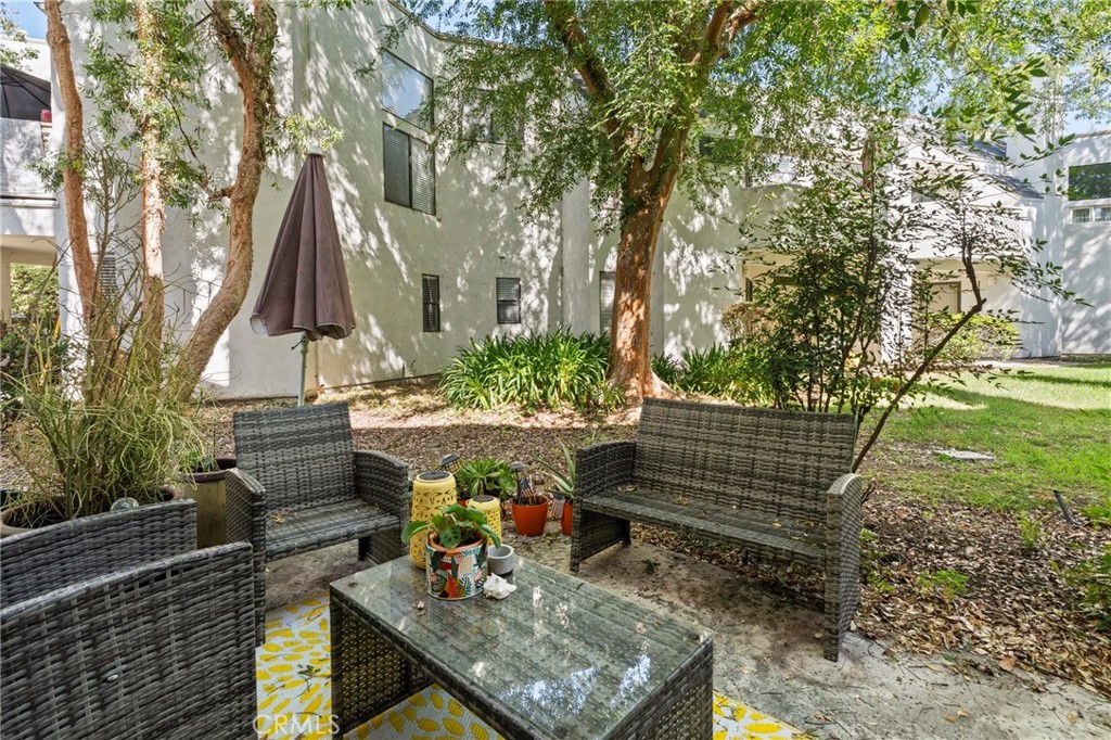 152 N Singingwood