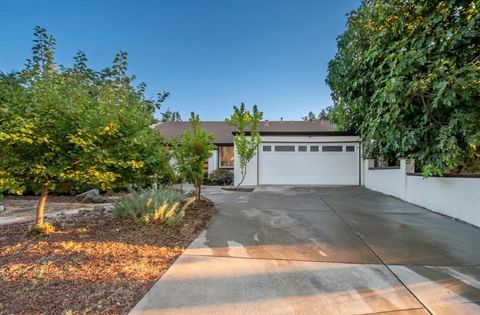 Photo of 7131 Via Maria, San Jose, CA 95139 (MLS # ML82051595)