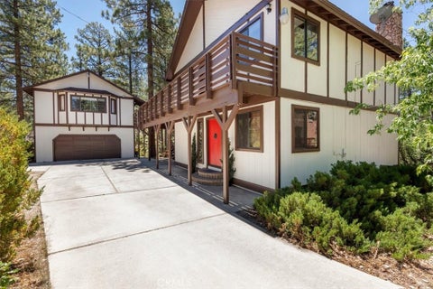 Photo of 335 Scandia RD, Big Bear Lake, CA 92315 (MLS # IG26194847)