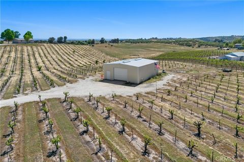 Tiny photo for 5720 Vista Serrano Way Way, Paso Robles, CA 93446 (MLS # NS26083065)