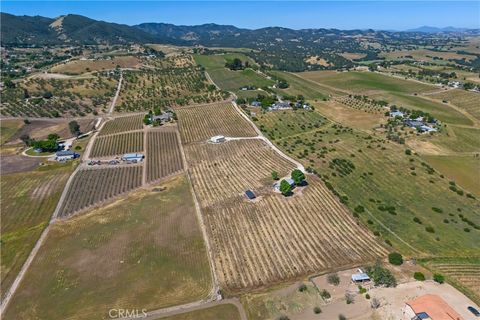 Tiny photo for 5720 Vista Serrano Way Way, Paso Robles, CA 93446 (MLS # NS26083065)