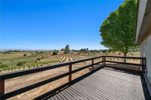 Tiny photo for 5720 Vista Serrano Way Way, Paso Robles, CA 93446 (MLS # NS26083065)