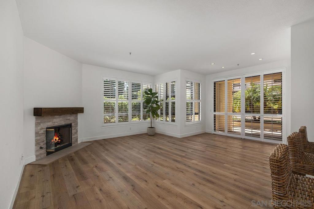 5895 FRIARS RD 5116