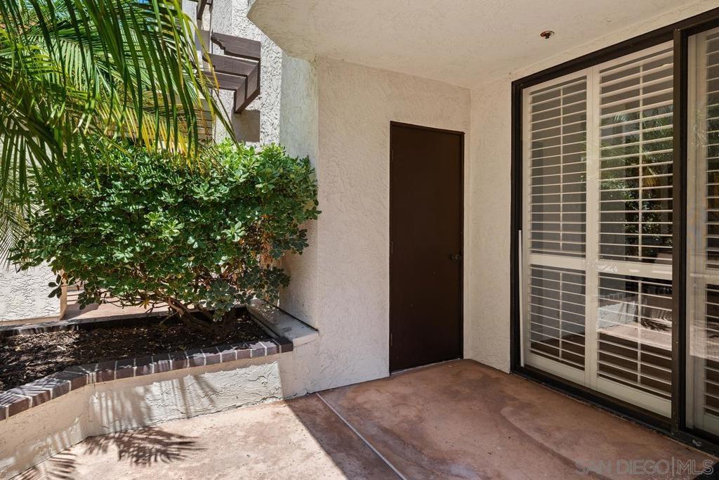 5895 FRIARS RD 5116