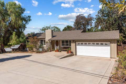 Photo of 4216 Calavo Dr DR, La Mesa, CA 91941 (MLS # 260019351SD)