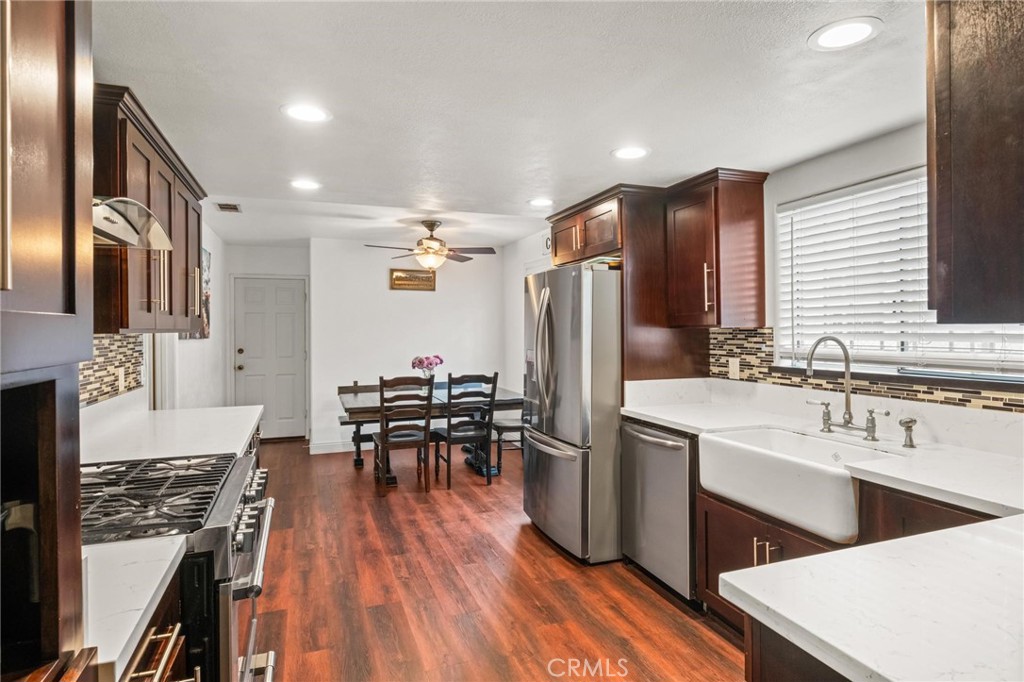 5048 W 121st Street
