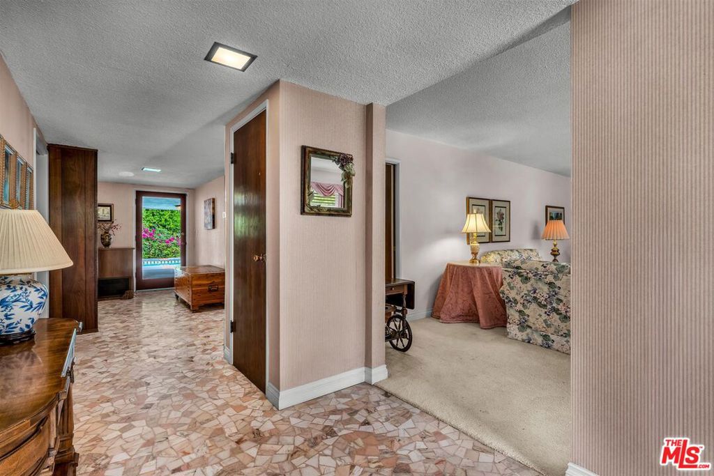 575 E Channel Road