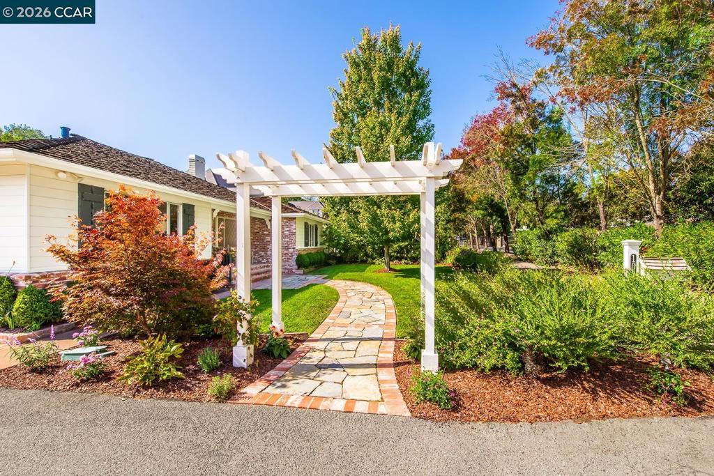 1035 Upper Happy Valley Rd