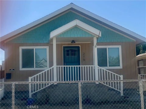 Photo of 215 Monroe ST, Taft, CA 93268 (MLS # NS26141222)