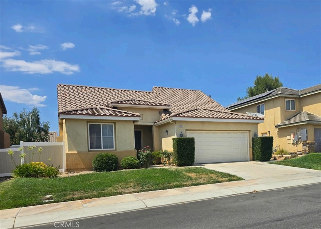 Welcome to your next home in the highly desirable Sundance community! With two neighborhood parks and a full calendar of community events, there’s always something for both kids and adults to enjoy.
This thoughtfully designed home offers an open, airy layout with the primary suite plus two additional bedrooms conveniently located on the main floor—perfect for everyday living. Upstairs, a spacious fourth bedroom with a private bath and brand-new carpet makes an ideal retreat for guests, teens, or even a quiet home office.
The updated kitchen features granite countertops, with new appliances, new wood flooring, bringing a fresh modern touch to the heart of the home. Additional upgrades include a new furnace and AC unit, new epoxy-coated garage flooring with a water softener —all adding comfort and value.
The roomy primary suite provides a private bath and generous walk-in closet, creating a relaxing space to unwind.
With low HOA fees and lower property taxes compared to surrounding areas, this home truly checks all the boxes for comfort, convenience, and value.
? Come take a tour—you’ll feel right at home!