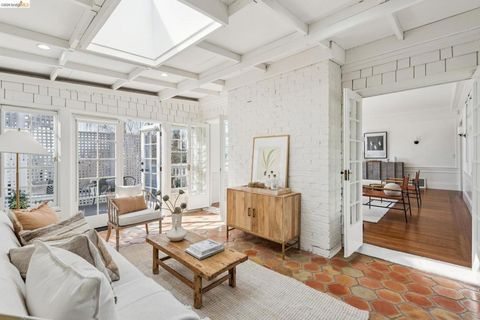 Tiny photo for 19 19 Monte Avenue Ave, Piedmont, CA 94611 (MLS # 41126298)